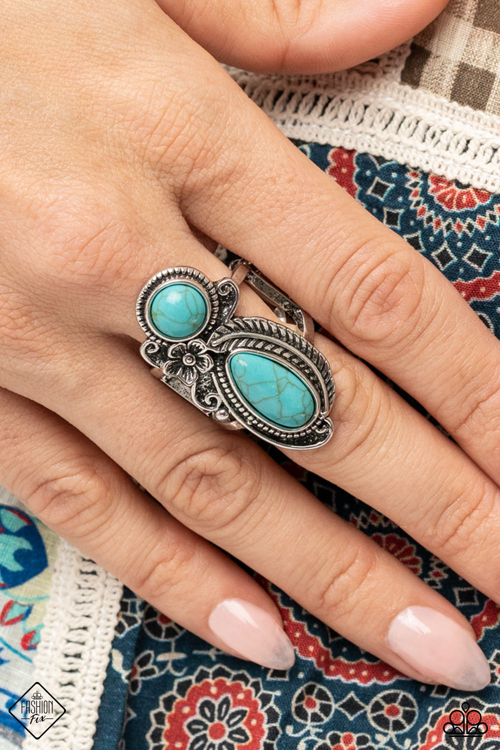 Paparazzi ♥ Southern Nirvana - Blue ♥ Ring