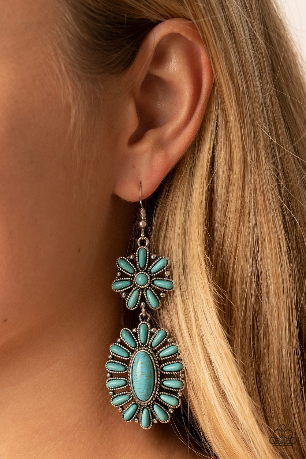 Paparazzi ♥ Richly Rustler - Blue ♥ Earrings