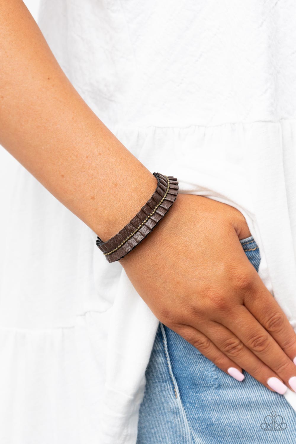 Paparazzi ♥ Hard to PLEATS - Brass ♥ Bracelet