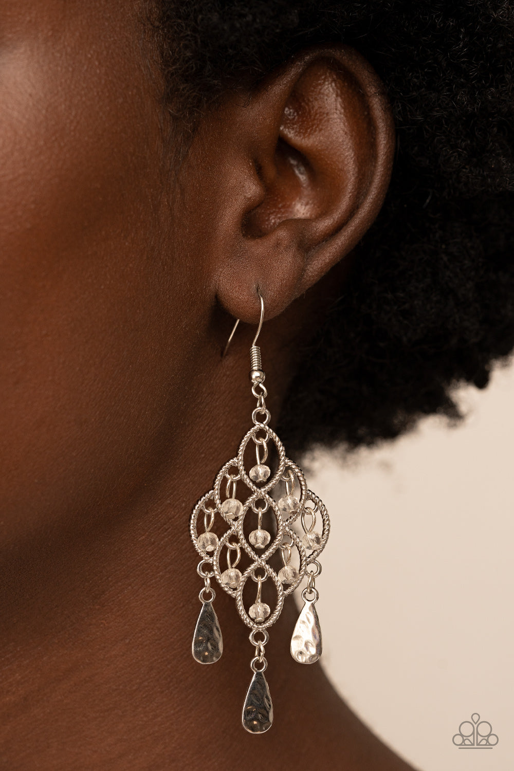 Paparazzi ♥ Sentimental Shimmer - White ♥ Earrings