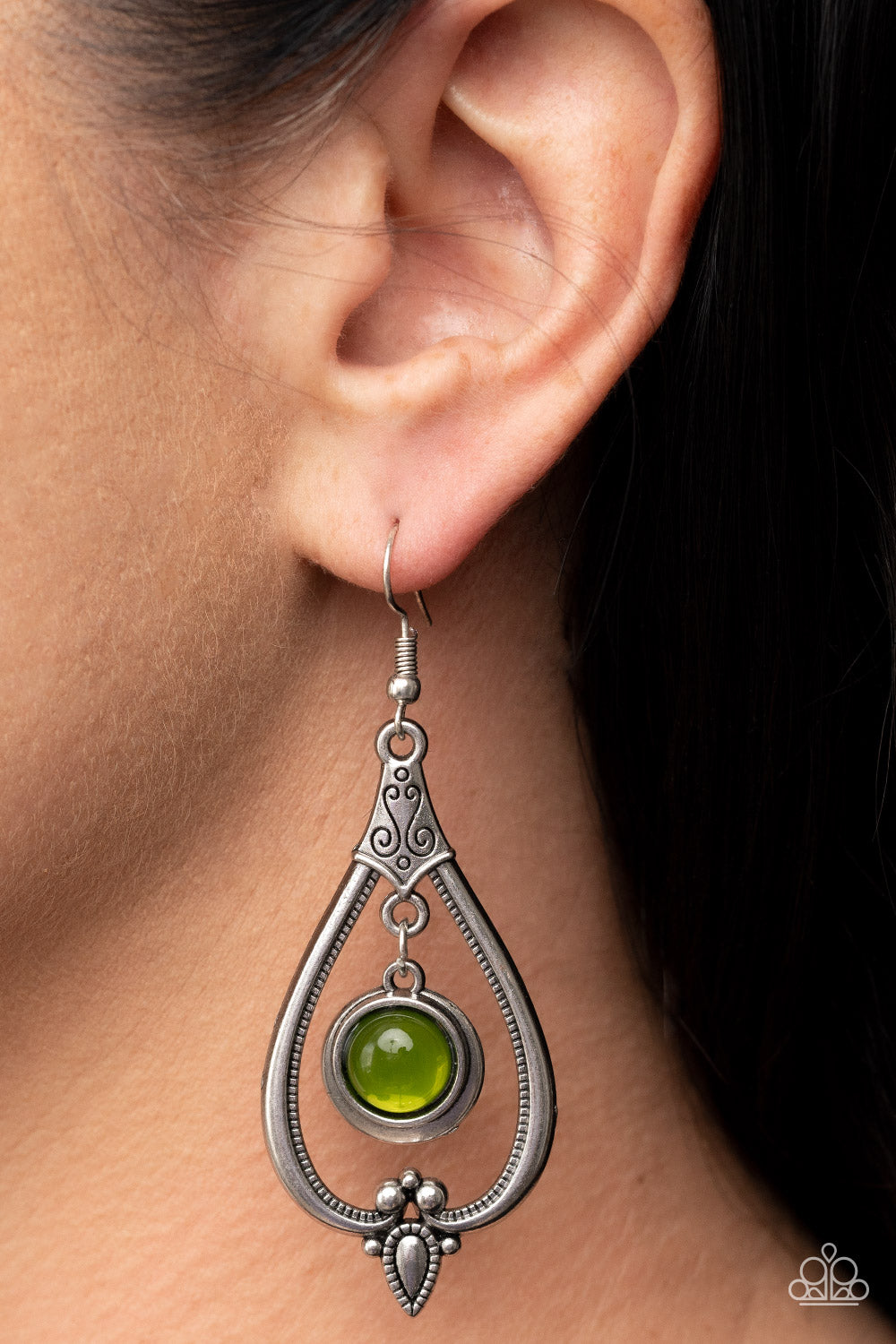Paparazzi ♥ Ethereal Emblem - Green ♥ Earrings