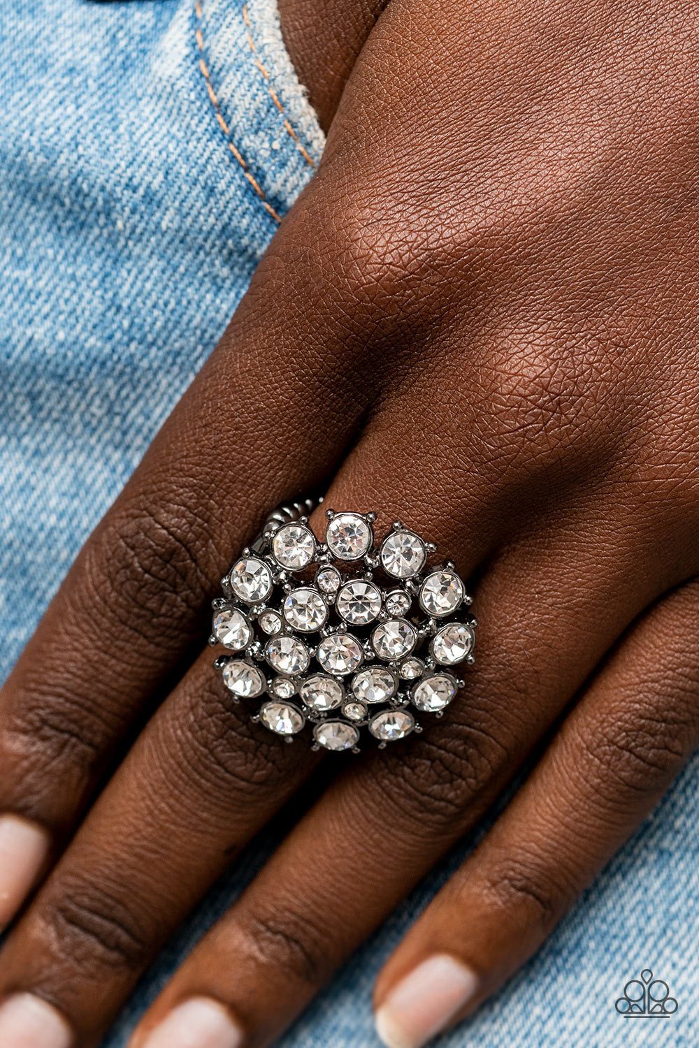 Paparazzi ♥ SELFIE-Confidence - Black ♥ Ring