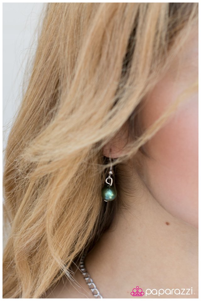 Paparazzi ♥ Make A Wish! - Green ♥ Necklace