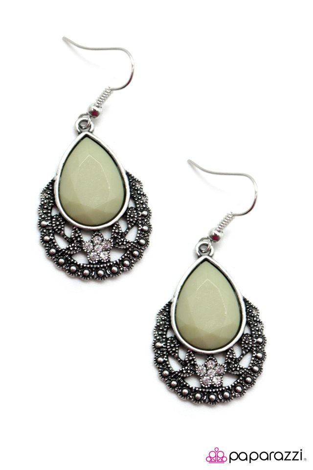 Paparazzi ♥ Home Sweet Home - Green ♥ Earrings