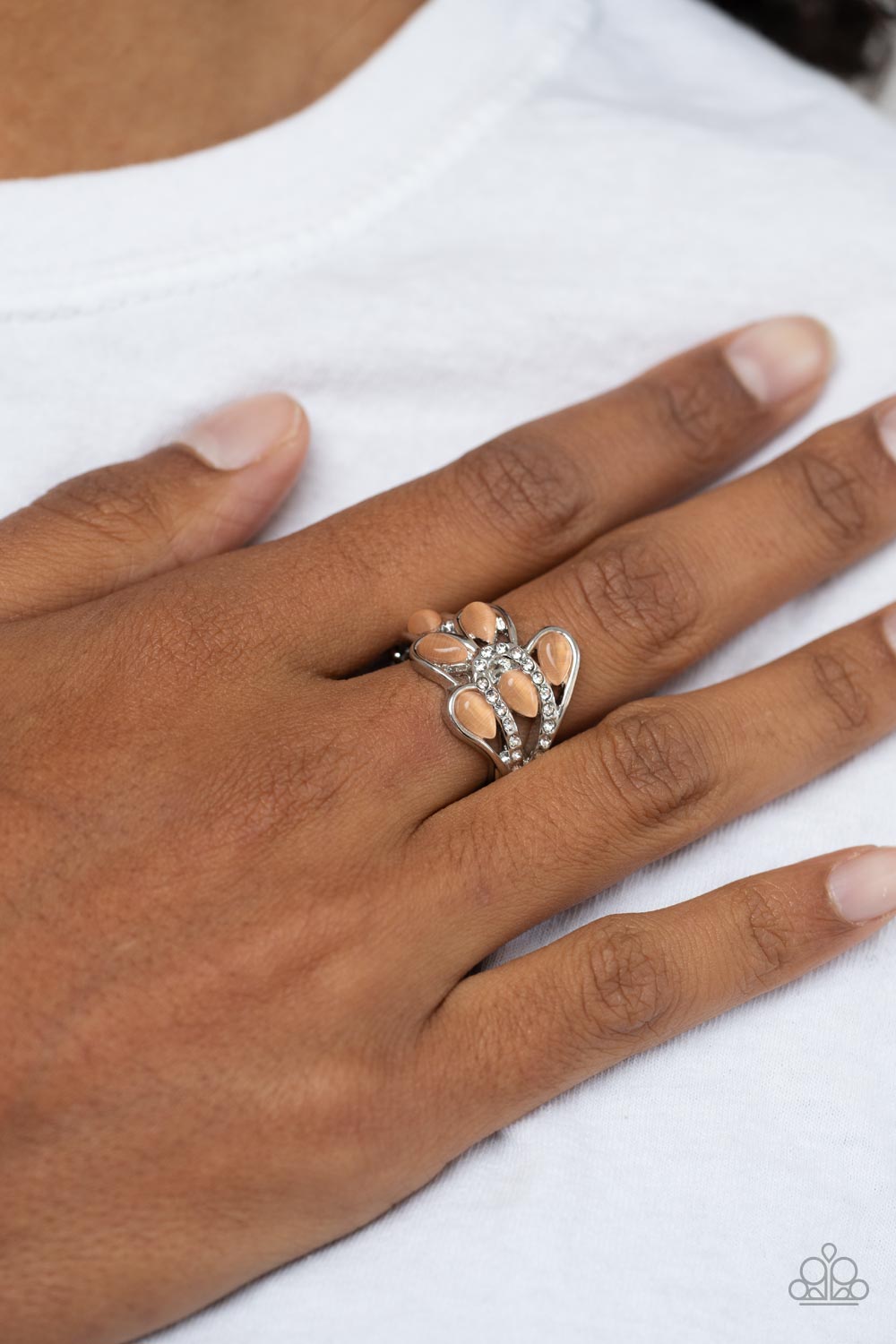 Paparazzi ♥ Cats Eye Cadence - Orange ♥ Ring