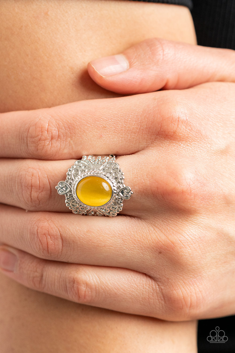 Paparazzi ♥ Delightfully Dreamy - Yellow ♥ Ring