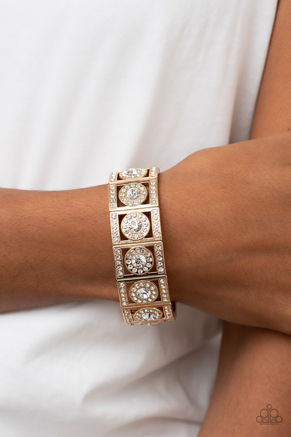 Paparazzi ♥ Ultra Upscale - Gold ♥ Bracelet
