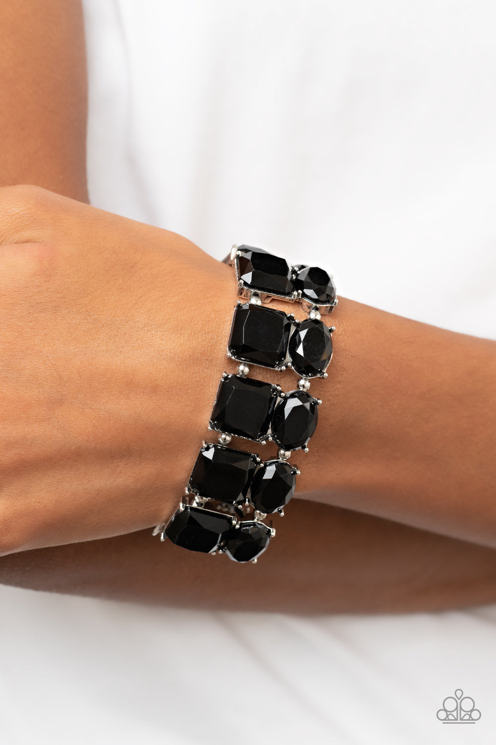 Paparazzi ♥ Dont Forget Your Toga - Black ♥ Bracelet