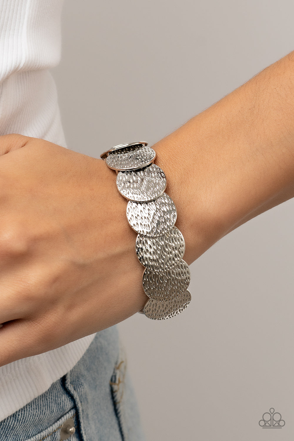 Paparazzi ♥ Radioactive Reflections - Silver ♥ Bracelet