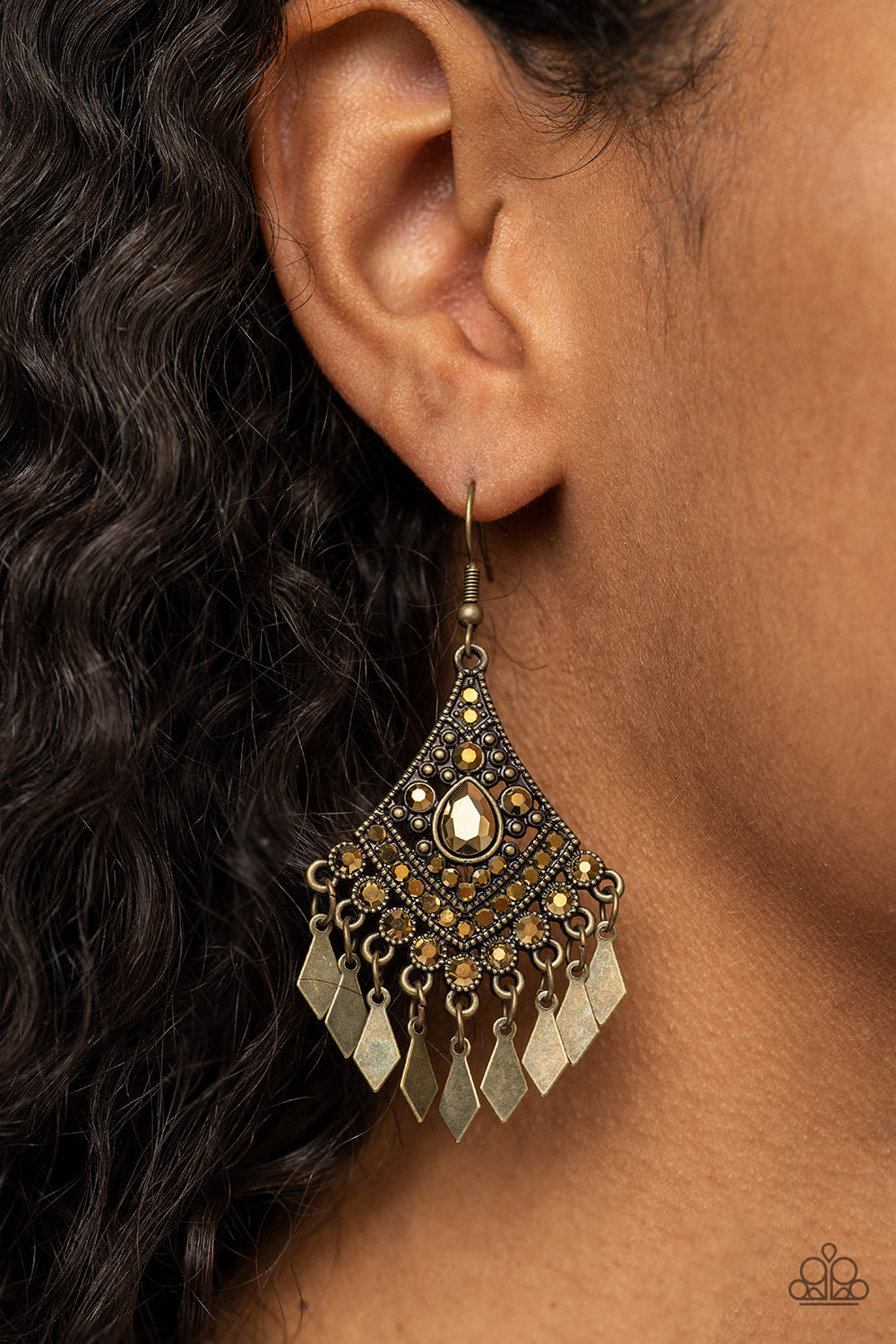 Paparazzi ♥ Indie Iridescence - Brass ♥ Earrings