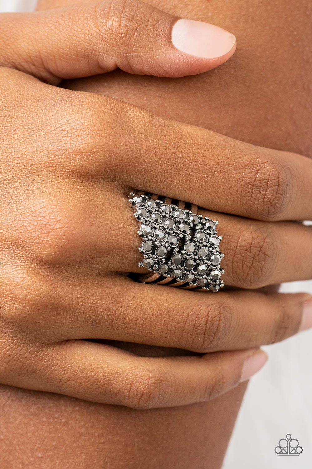 Paparazzi ♥ Slanted Smolder - Silver ♥ Ring