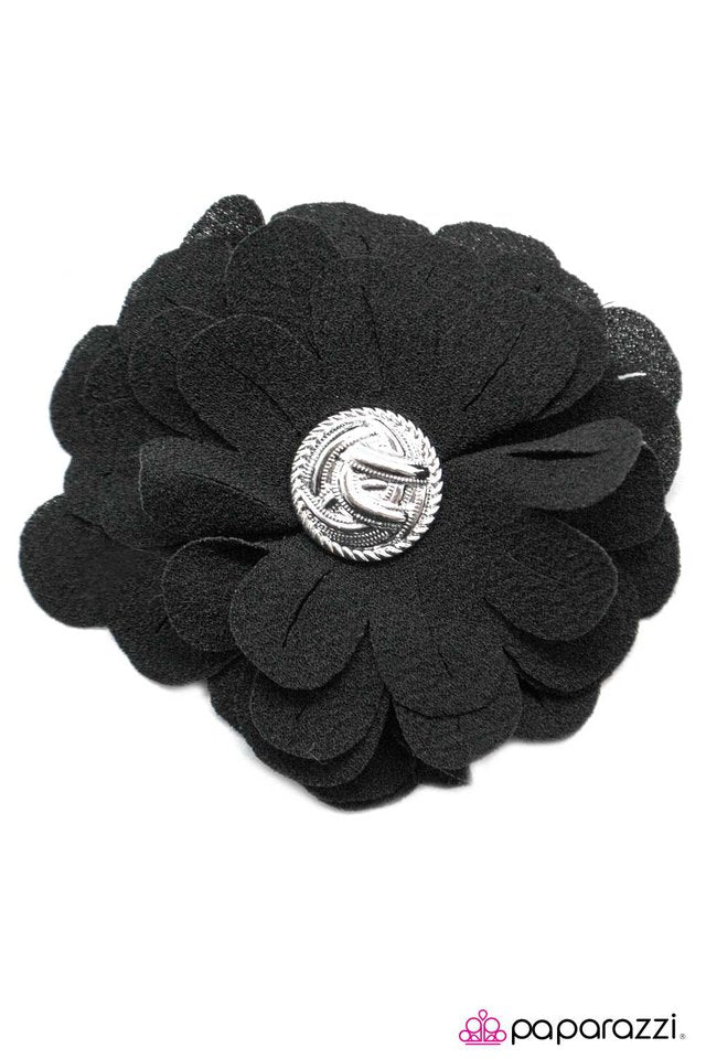 Paparazzi ♥ Its My Life - Black ♥ Hair Clip