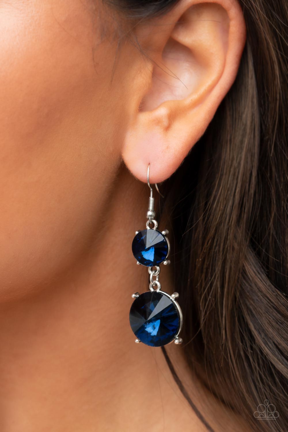Paparazzi ♥ Sizzling Showcase - Blue ♥ Earrings