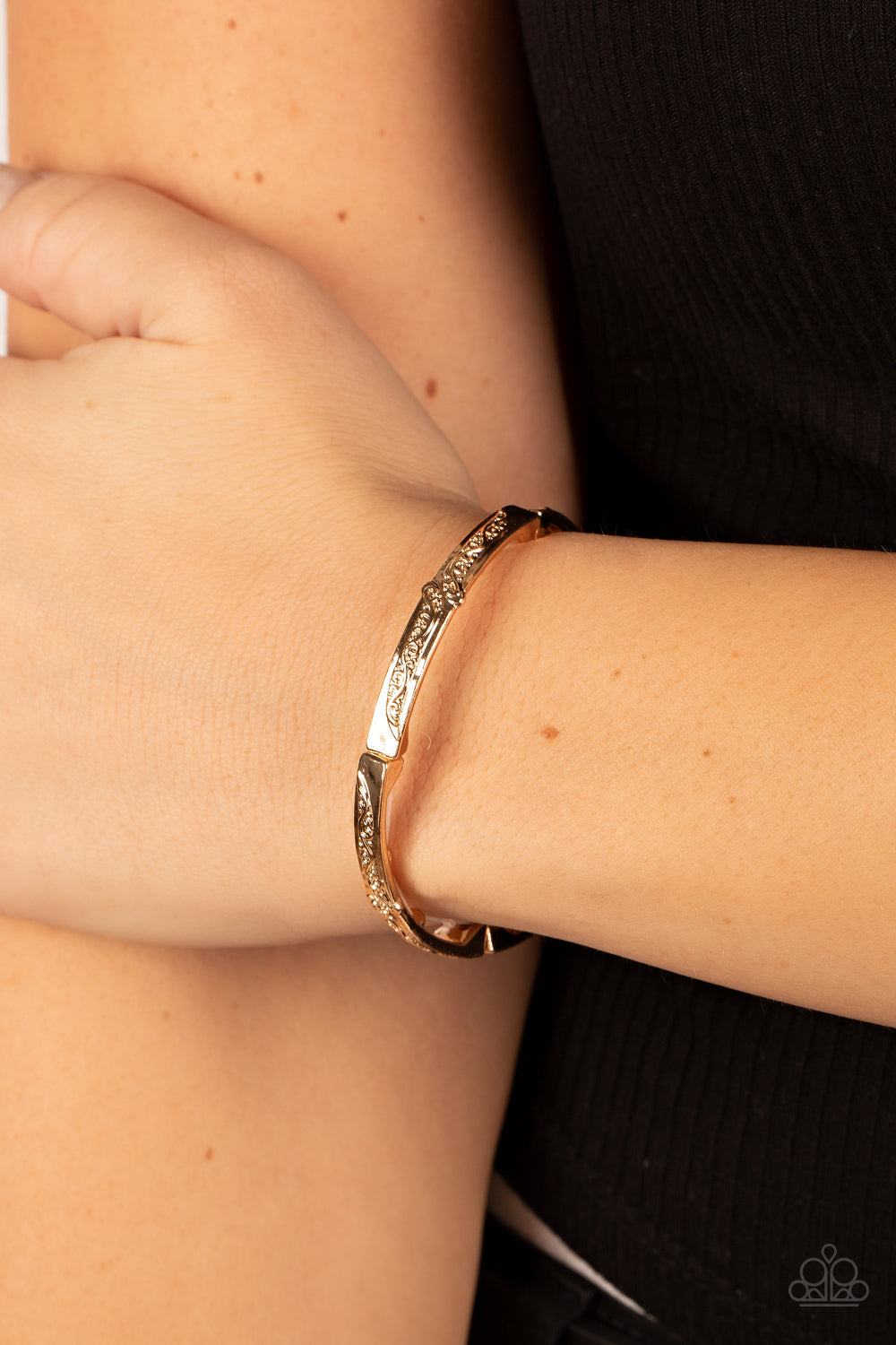 Paparazzi ♥ Very Vineyard - Gold ♥ Bracelet