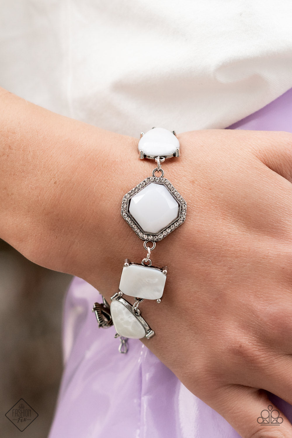 Paparazzi ♥ Grounding Glamour - White ♥ Bracelet