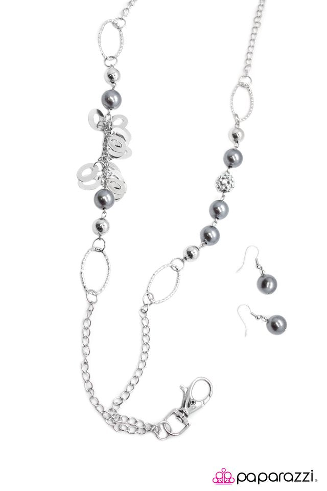 Paparazzi ♥ Working On A Dream - Silver ♥ Lanyard