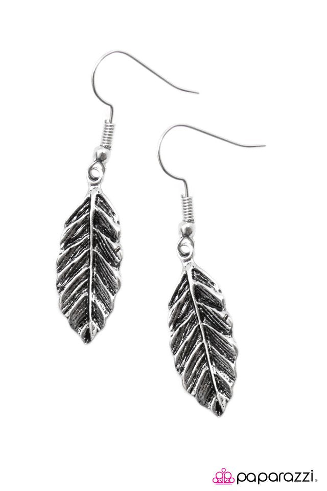 Paparazzi ♥ Flight Plan - Silver ♥ Earrings