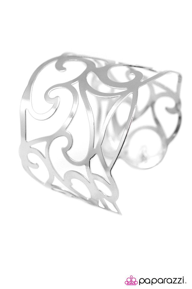 Paparazzi ♥ Art Nouveau - Silver ♥ Bracelet