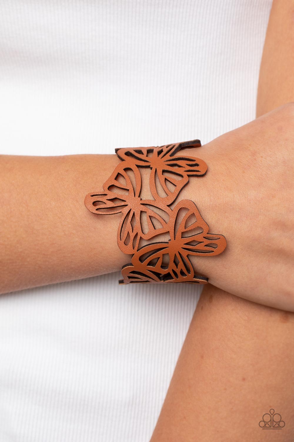 Paparazzi ♥ Butterfly Breeze - Brown ♥ Bracelet