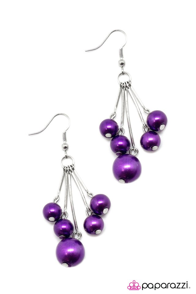 Paparazzi ♥ Hung Up - Purple ♥ Earrings