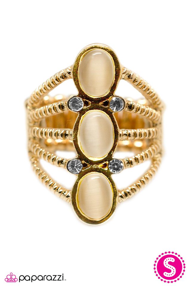 Paparazzi ♥ Grand Slam - Gold ♥ Ring