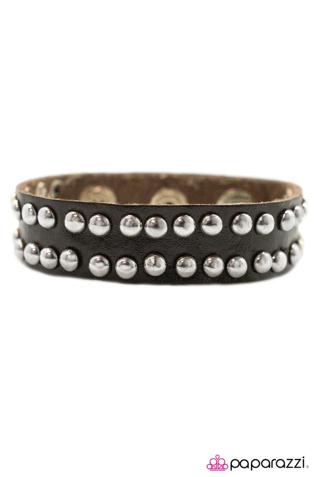 Paparazzi ♥ Stud-Muffin - Brown ♥ Bracelet