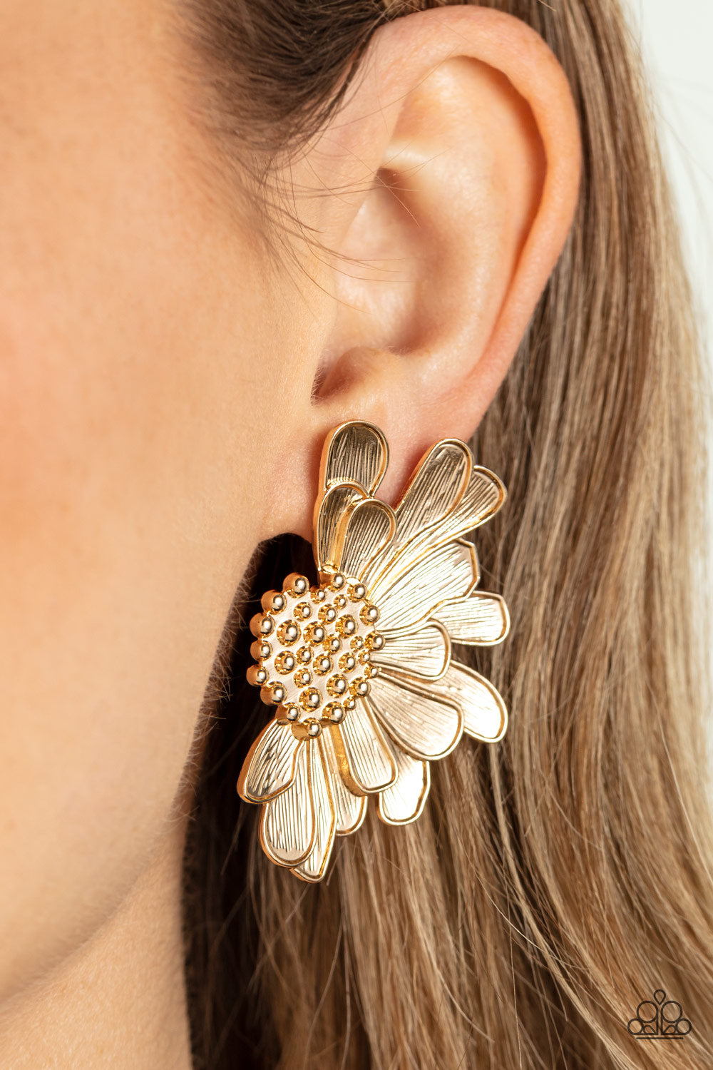 Paparazzi ♥ Farmstead Meadow - Gold ♥ Post Earrings