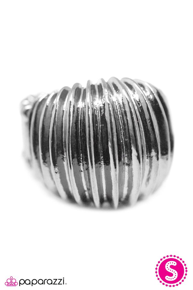 Paparazzi ♥ Almost Famous - Black ♥ Ring