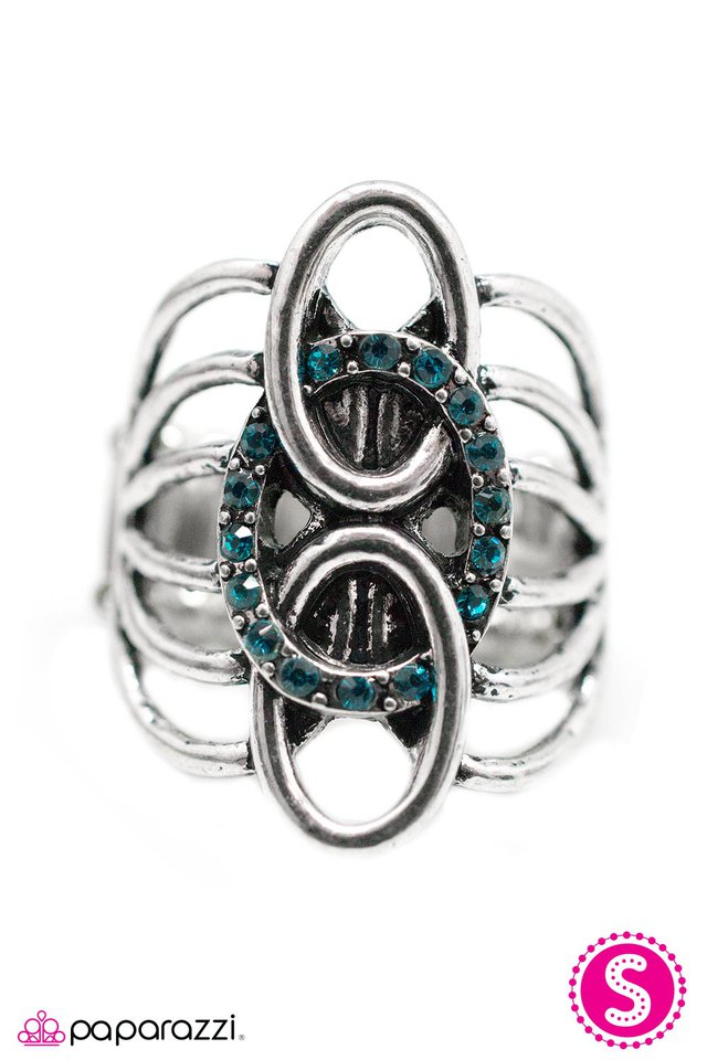 Paparazzi ♥ Girl Talk - Blue ♥ Ring