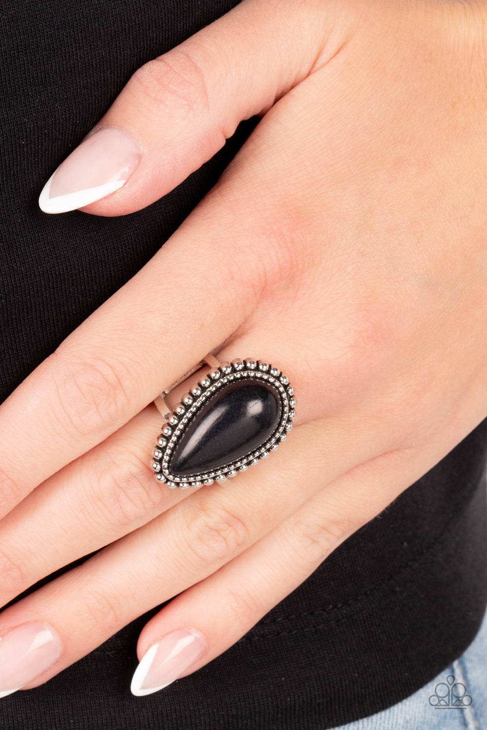 Paparazzi ♥ Urban Elements - Black ♥ Ring