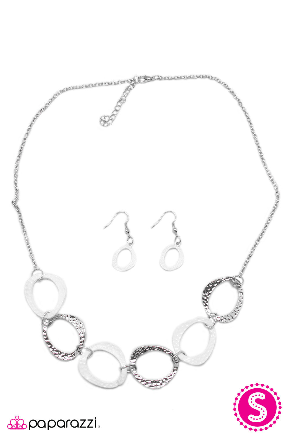 Paparazzi ♥ Bound For Glory - White ♥ Necklace