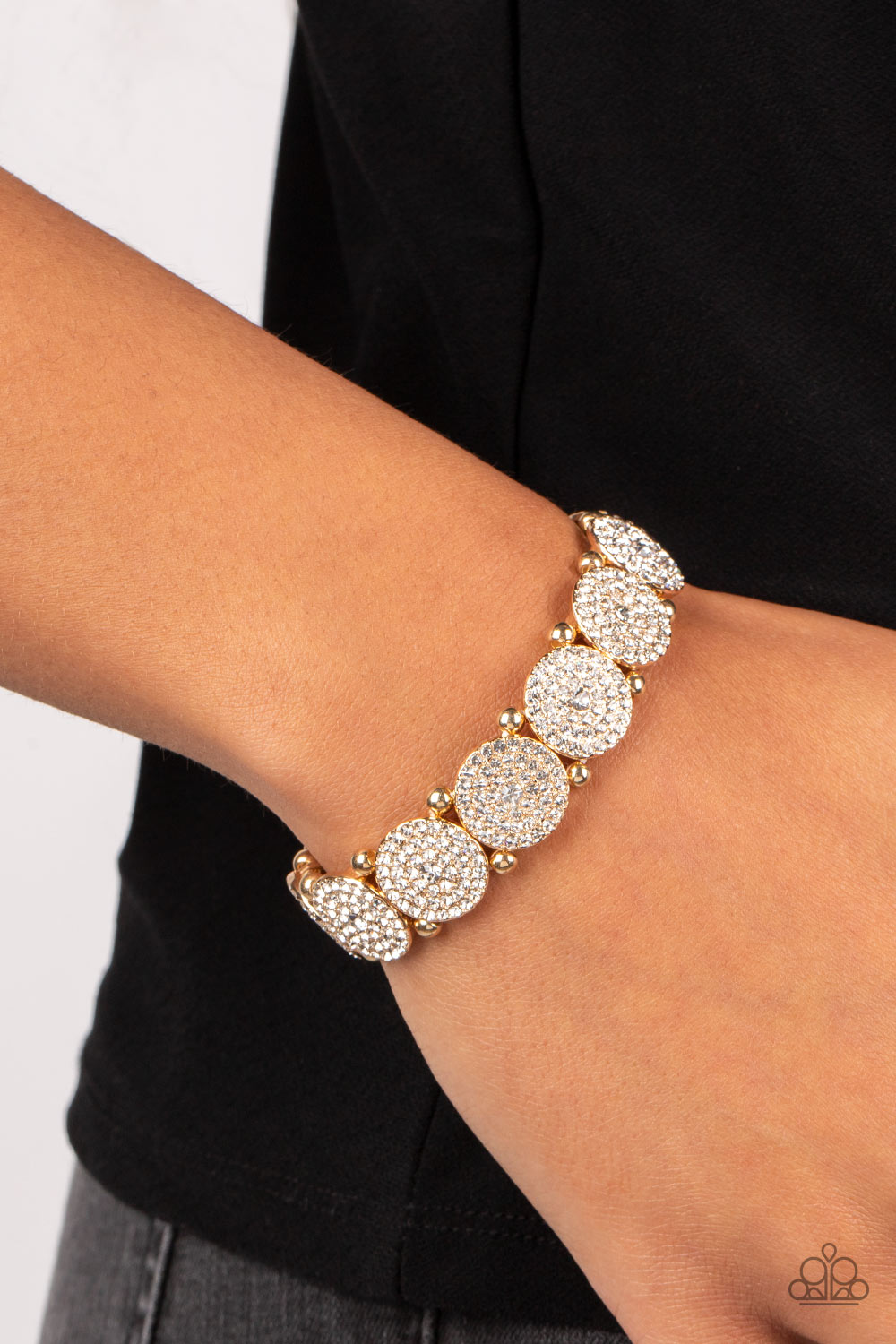 Paparazzi ♥ Palace Intrigue - Gold ♥ Bracelet
