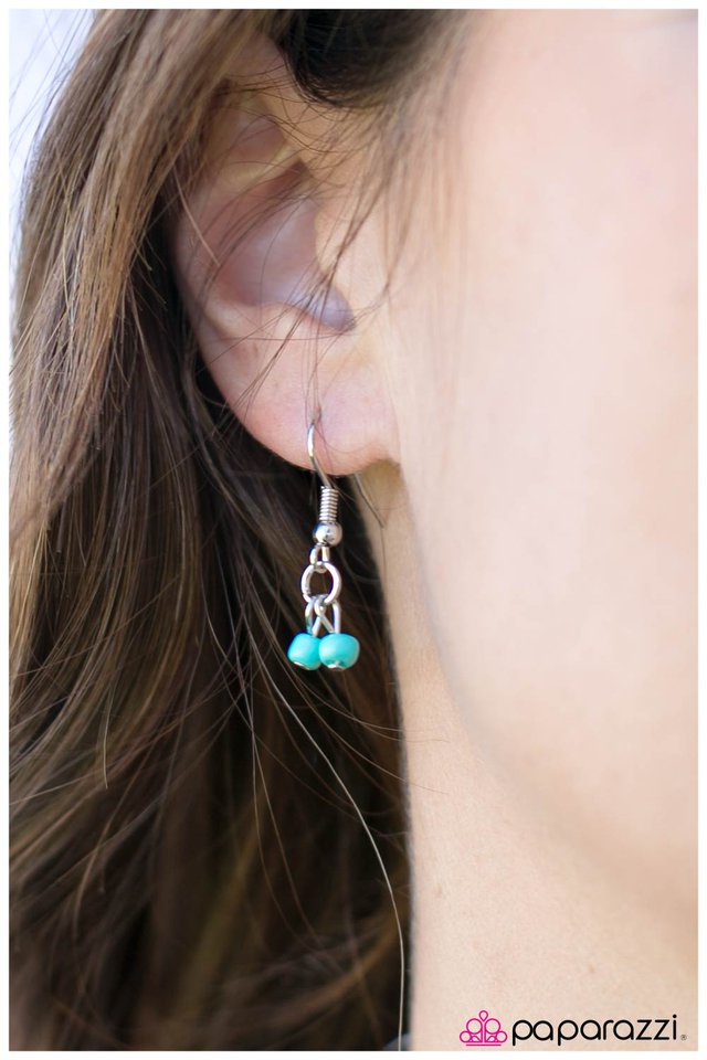 Paparazzi ♥ On Route 66 - Blue ♥ Necklace