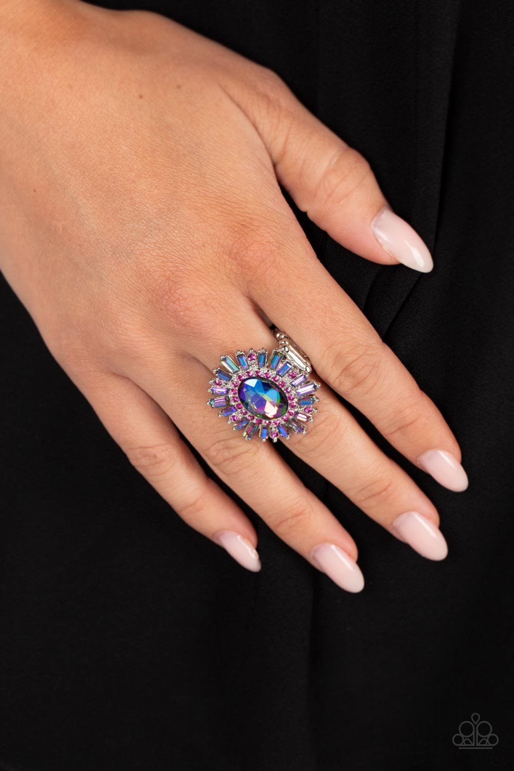 Paparazzi ♥ Astral Attitude - Pink ♥ Ring