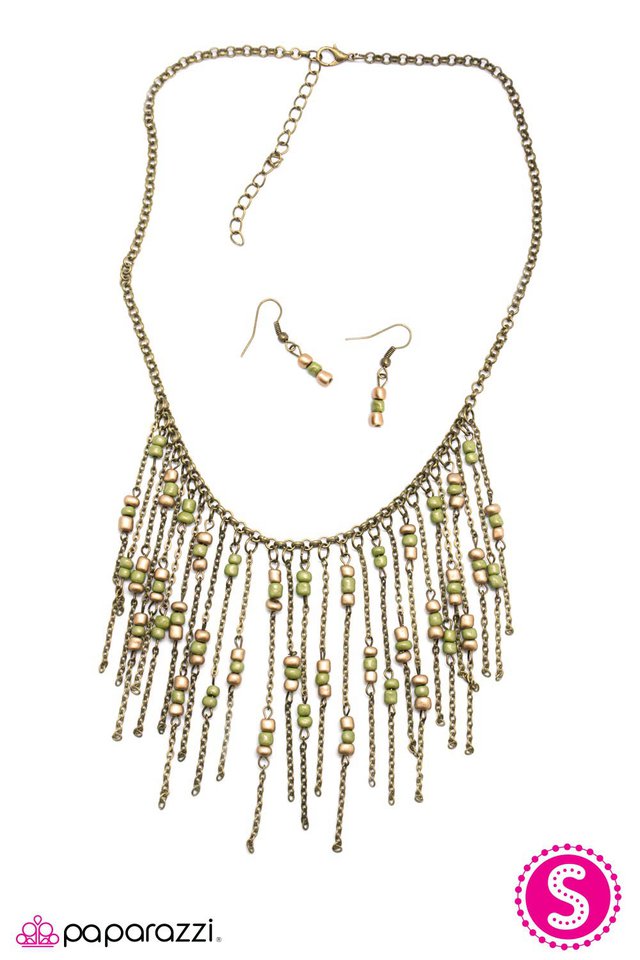 Paparazzi ♥ Southwest Wind - Green ♥ Necklace