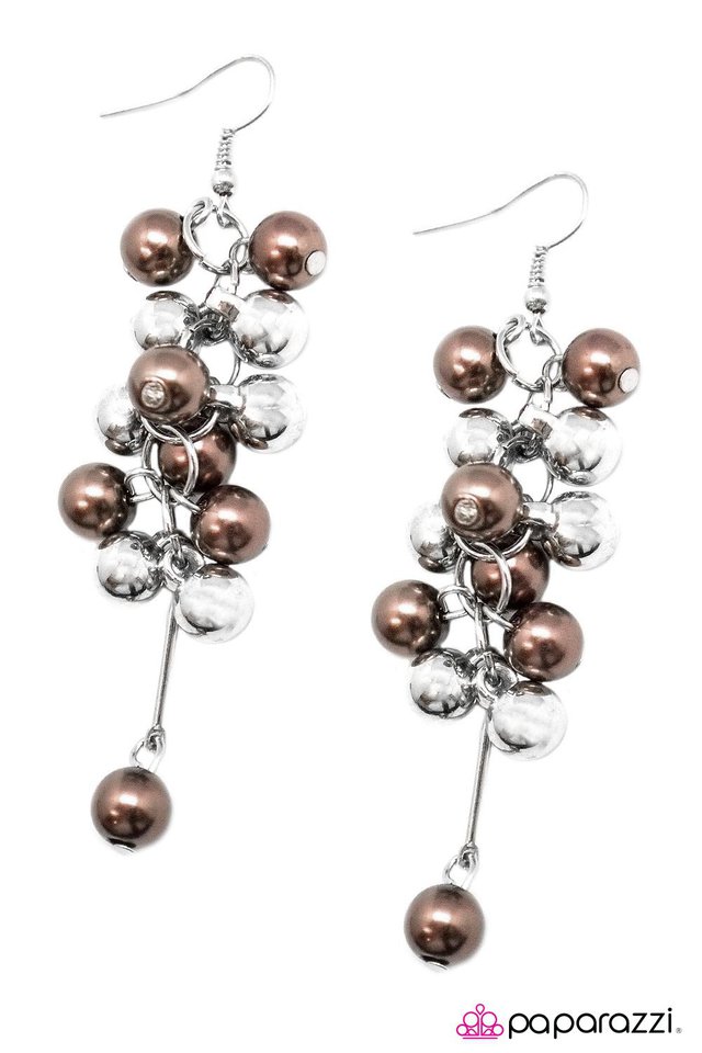 Paparazzi ♥ Pulling Away - Brown ♥ Earrings