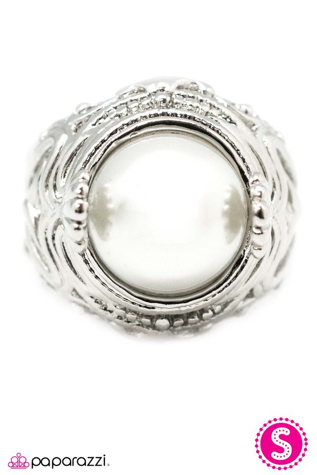 Paparazzi ♥ Pearl Of My Heart - White ♥ Ring