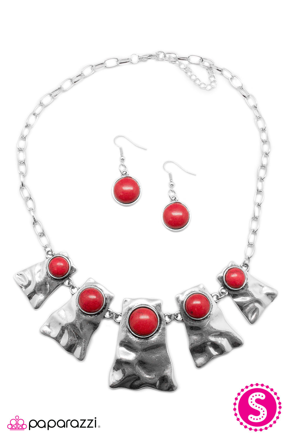 Paparazzi ♥ Cougar - Red ♥ Necklace