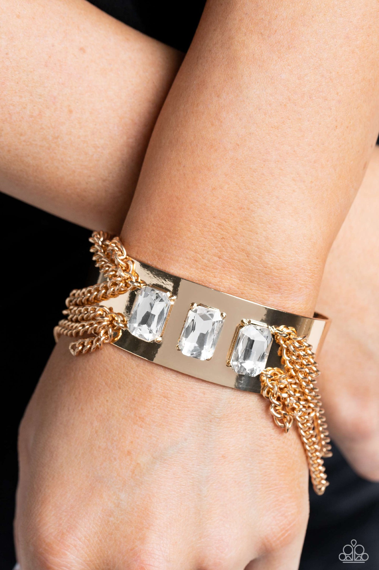 chain-showers-gold-p9st-gdxx-050xx