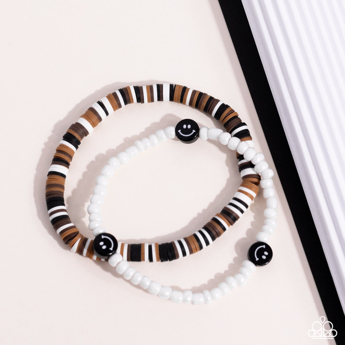 tabloid-talent-black-p9se-bkxx-334xx