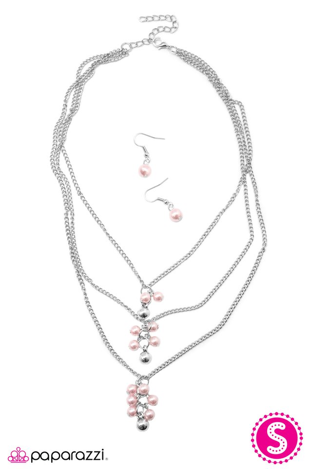 Paparazzi ♥ Its Showtime! - Pink ♥ Necklace