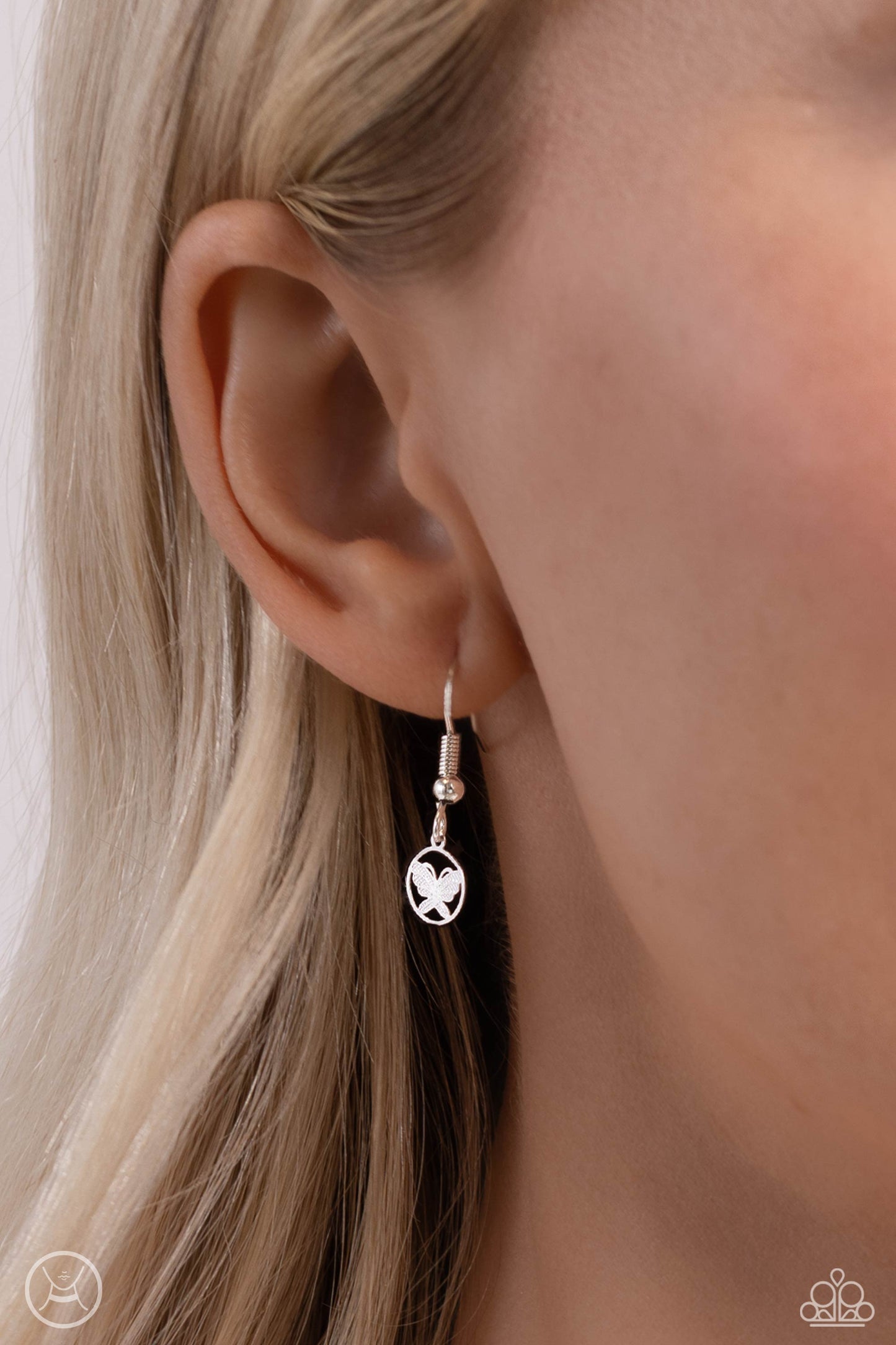 fluttering-festival-silver-p2ch-svxx-096xx