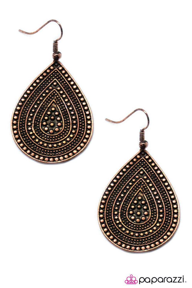 Paparazzi ♥ Going Native - Copper ♥ Earrings