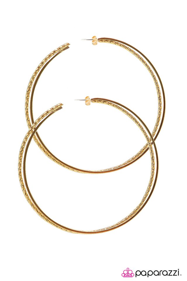 Paparazzi ♥ The Supremes - Gold ♥ Earrings