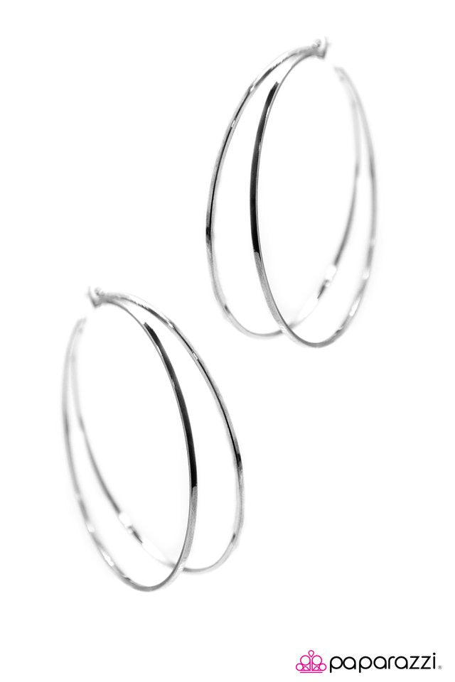 Paparazzi ♥ Two HOOPs and A Holler - Black ♥ Earrings