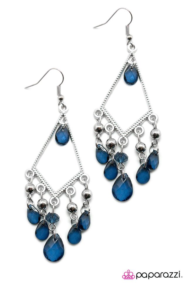 Paparazzi ♥ A Run For Your Money - Blue ♥ Earrings
