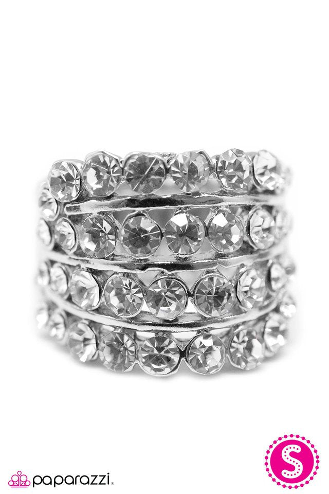 Paparazzi ♥ Cha-Ching - White ♥ Ring