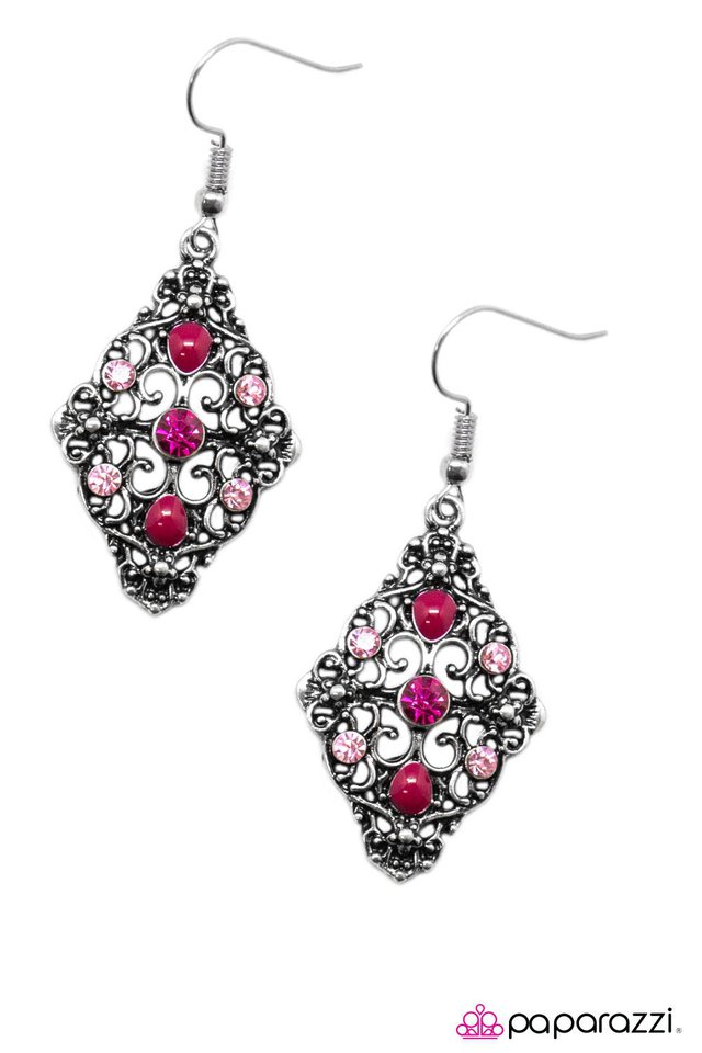 Paparazzi ♥ New York, New York - Pink ♥ Earrings