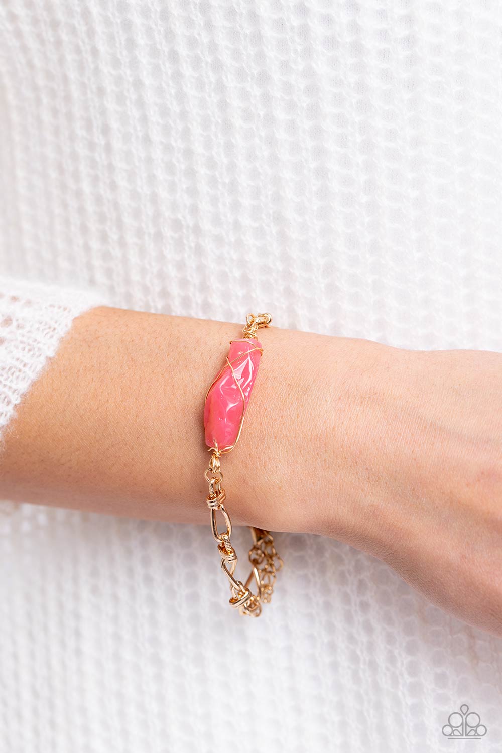 whimsically-wrapped-pink-p9se-pkxx-180tg