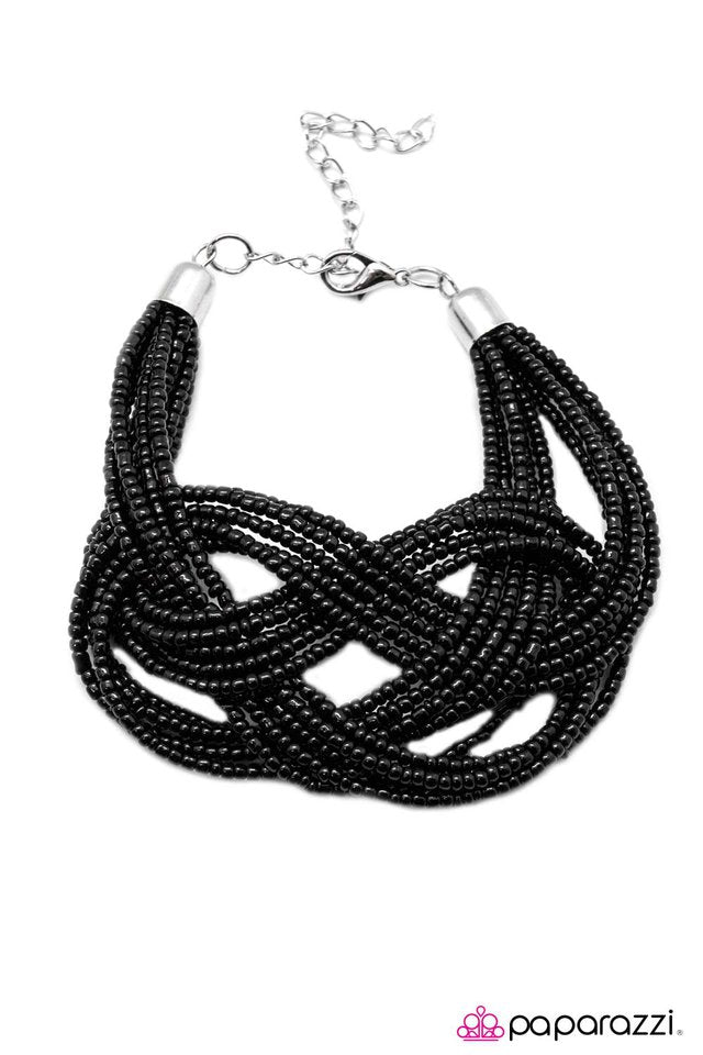 Paparazzi ♥ Another Round of Applause - Black ♥ Bracelet